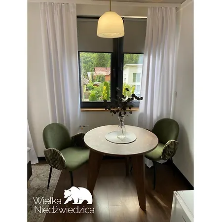 Wielka Niedzwiedzica Apartman *